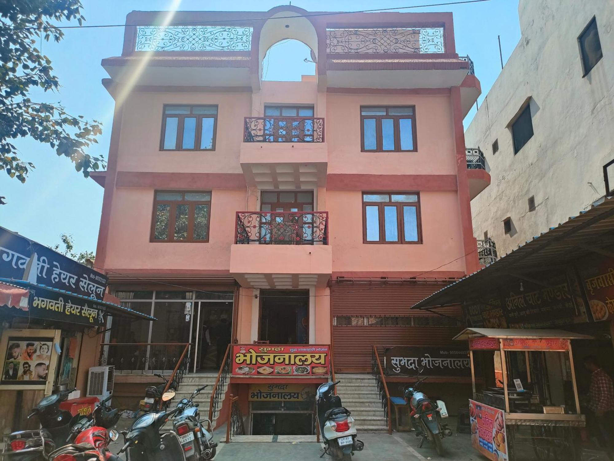 Sgh Guest House Матура Екстериор снимка