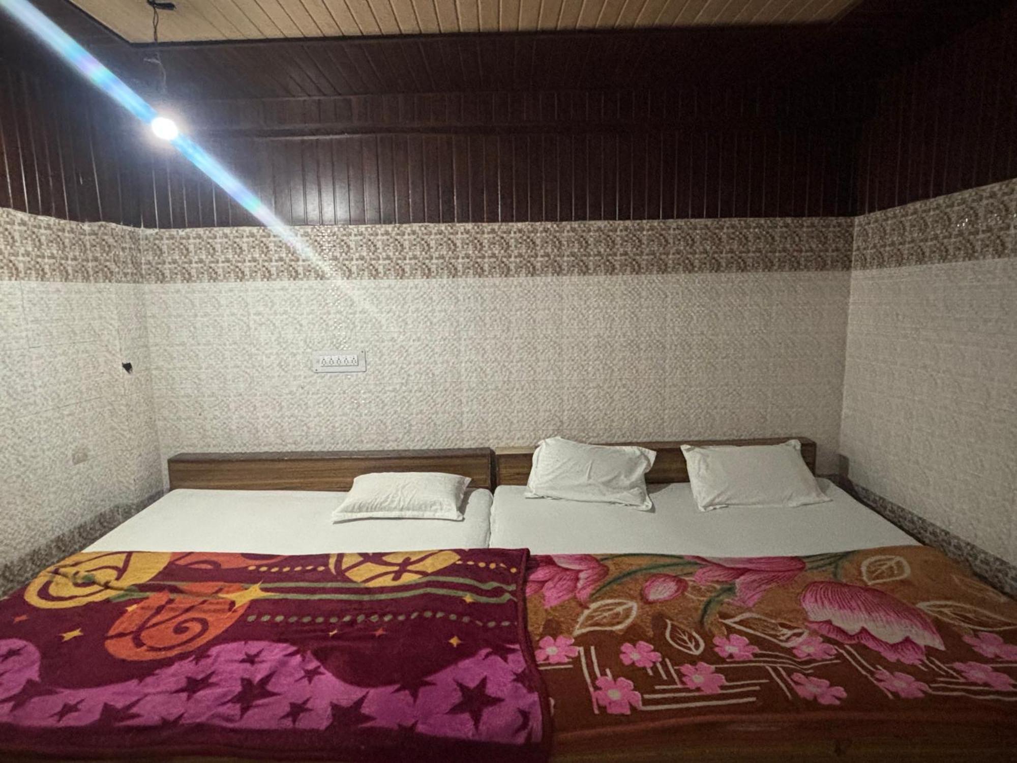 Sgh Guest House Матура Екстериор снимка