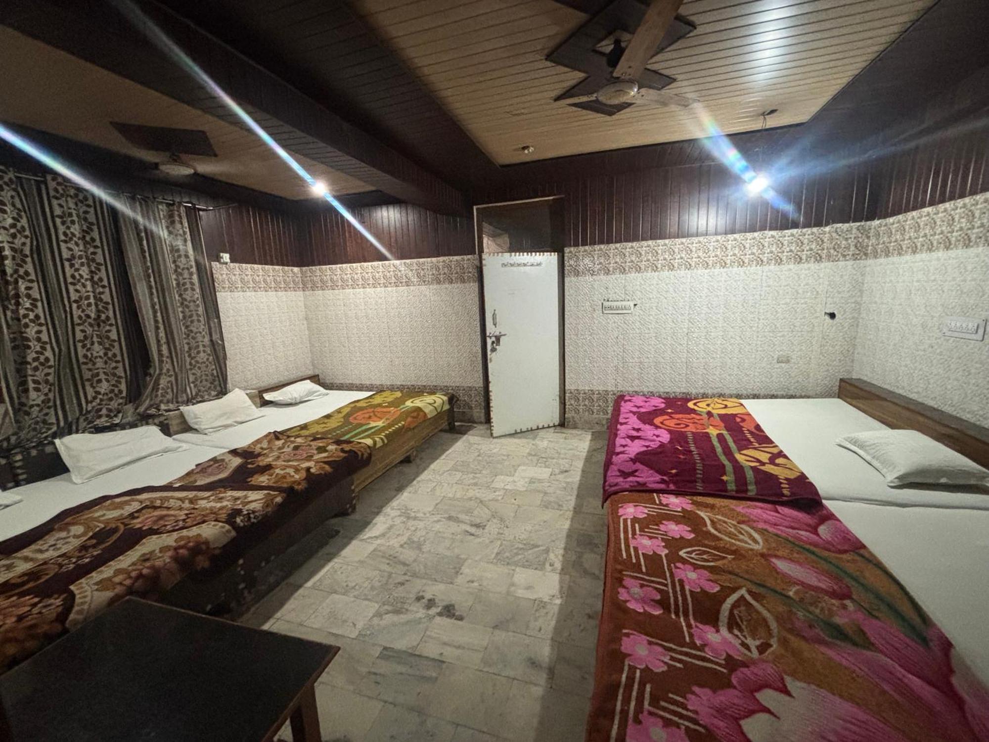 Sgh Guest House Матура Екстериор снимка