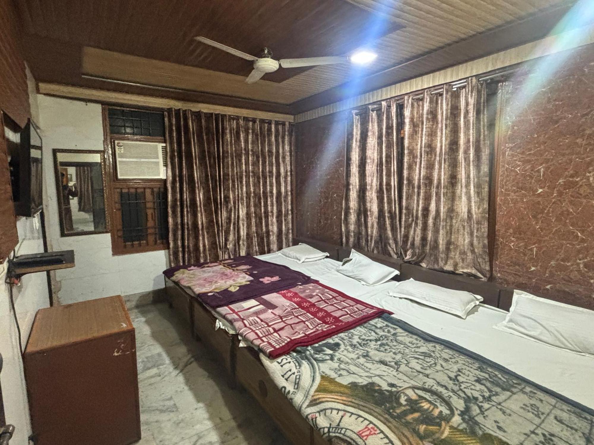 Sgh Guest House Матура Екстериор снимка