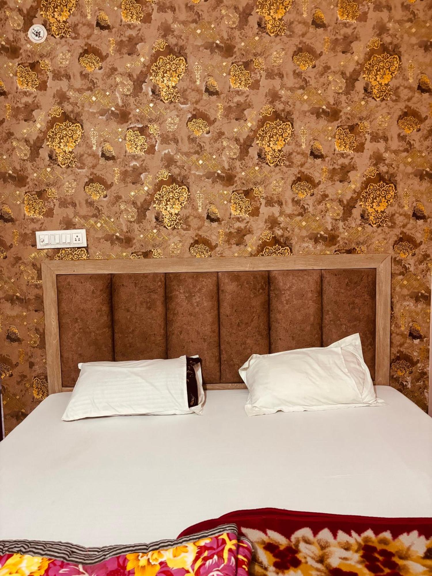 Sgh Guest House Матура Екстериор снимка