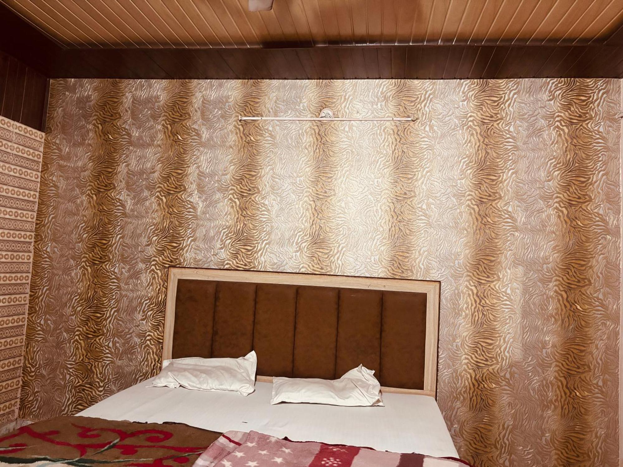 Sgh Guest House Матура Екстериор снимка